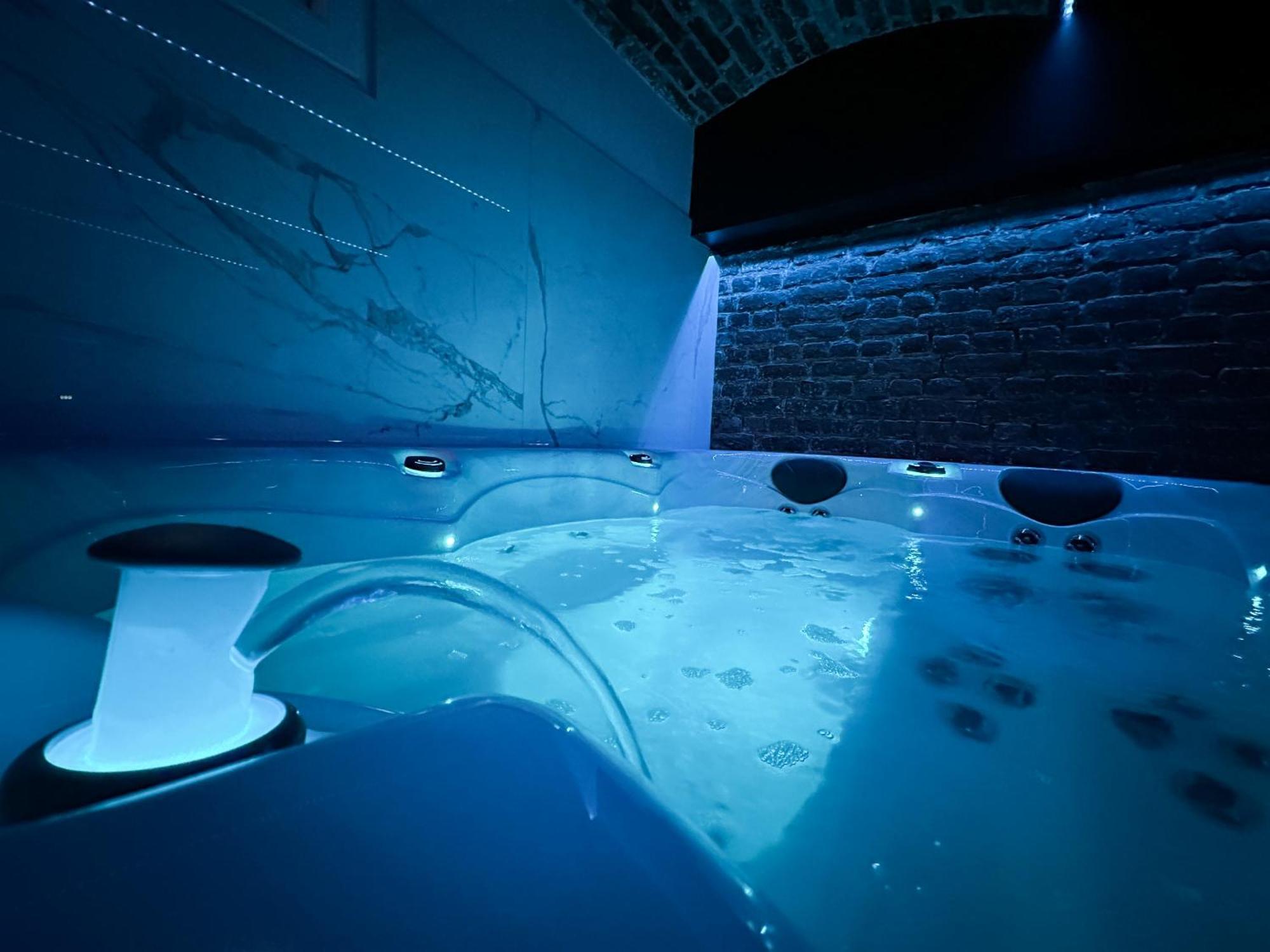 Le Bijou - Appartement, Sauna Et Jacuzzi - Lille Exterior photo