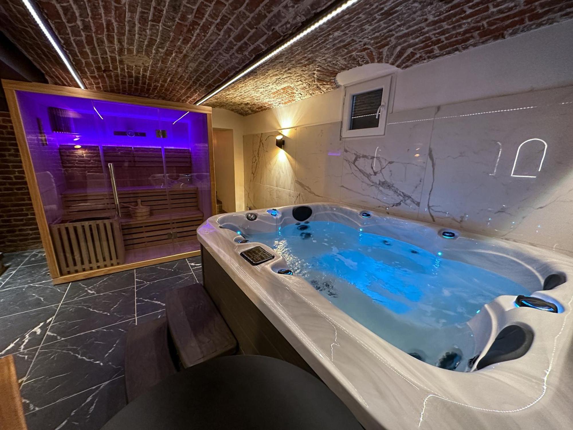 Le Bijou - Appartement, Sauna Et Jacuzzi - Lille Exterior photo